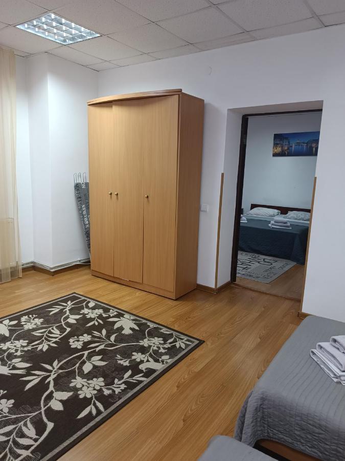 Apartments Domovik On Valenberga 3 มุกาเชเว ภายนอก รูปภาพ